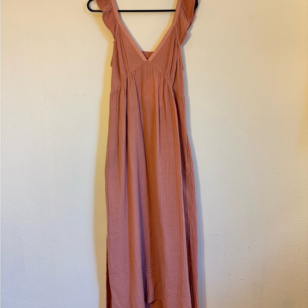 XiRENA Pink Sleeveless Maxi Dress V-Neck